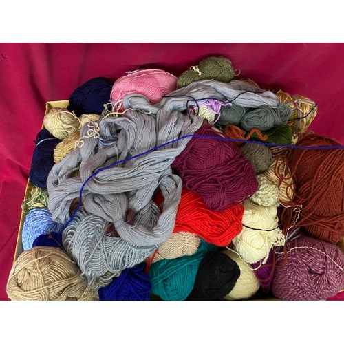 308 - Box full of assorted wool balls