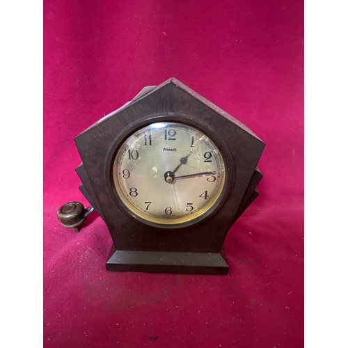 325 - Art Deco Ferranti Bakelite electric clock