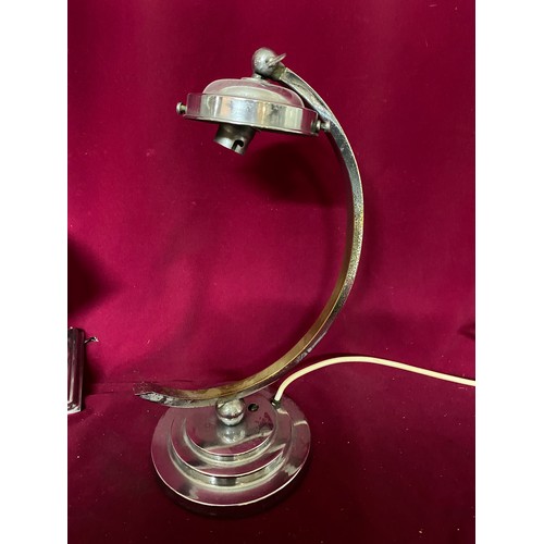 925 - Art Deco style wall light and table lamp. Table lamp is 35cms tall and has no shade.