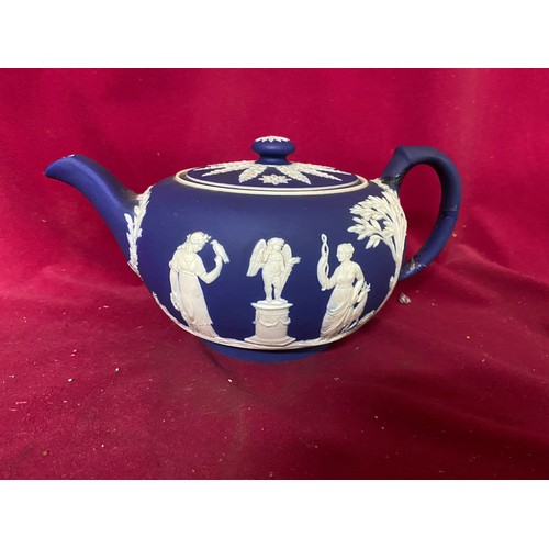 675 - Cobalt blue jasperware kettle complete with lid