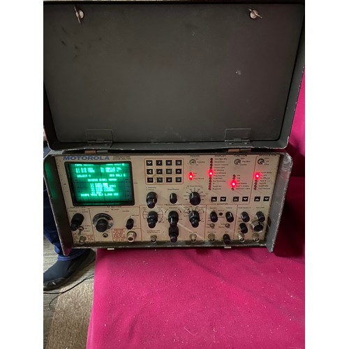 720 - Motorola Communications Service Analyzer powers up