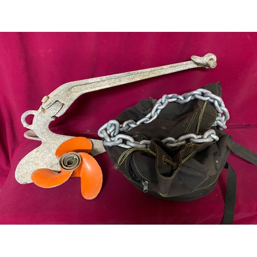 721 - Vintage anchor with long length of chain and propellor