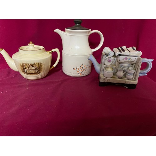 977 - Selection of 3 teapots including Arthur Wood 3752 Oliver Twist teapot