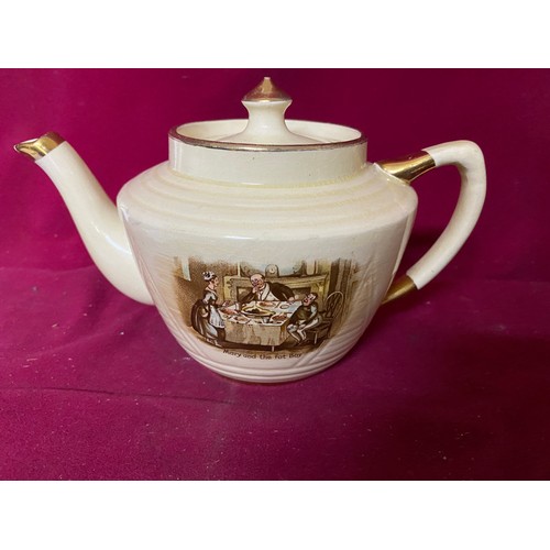 977 - Selection of 3 teapots including Arthur Wood 3752 Oliver Twist teapot