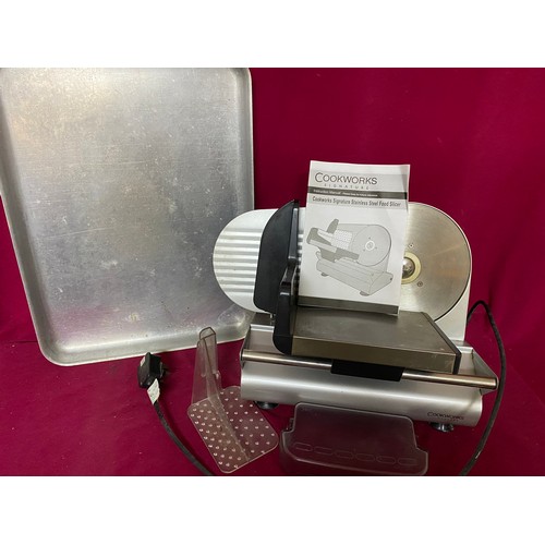 997 - A Cookworks stainless steel food slicer fully working good condition with tray