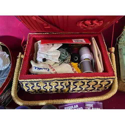 1000 - Selection of sewing boxes and contents