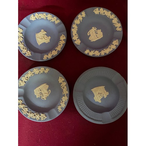 647 - Selection of 4 blue Wedgewood jasperware pin trays and 4 ashtrays