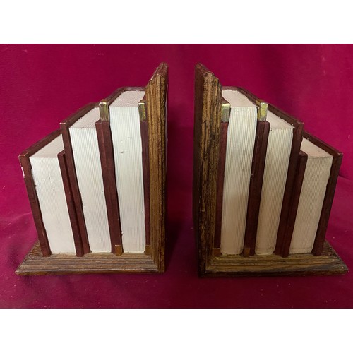 913 - Pair of vintage wooden bookends.