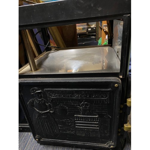 635 - Queen Victoria electric potato oven with engraved glass sides no cracks and tile top