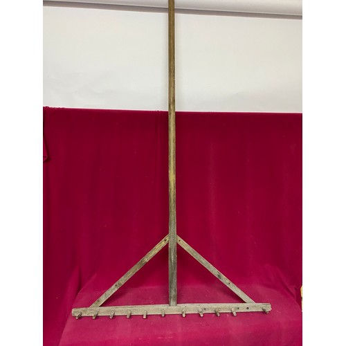 638 - vintage grain rake