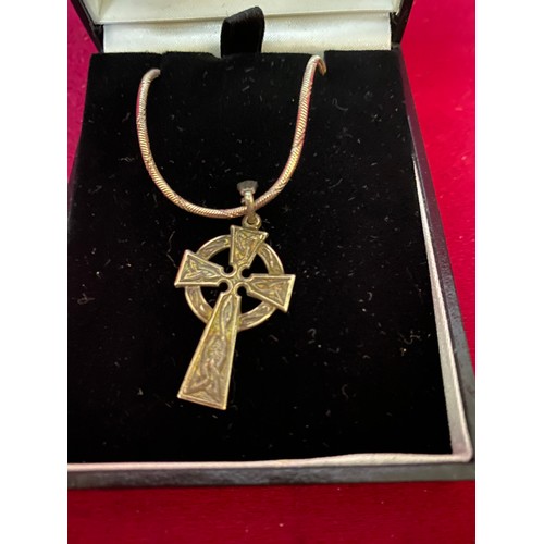 384 - Sterling silver chain and celtic cross pendant