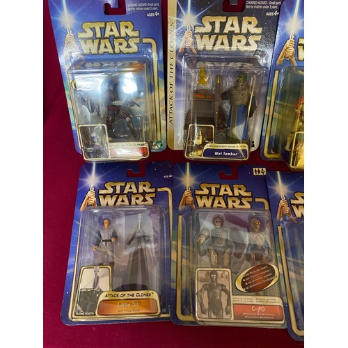 586 - 10 Star Wars Episode II Attack of the Clones new figures sealed on blue card by Hasbro made in 2002