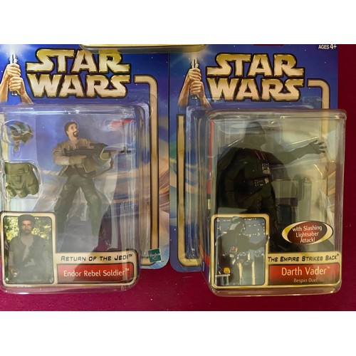 587 - 5 Star Wars figures new on sealed card 2002 from Empire Strikes Back and Return of the Jedi.