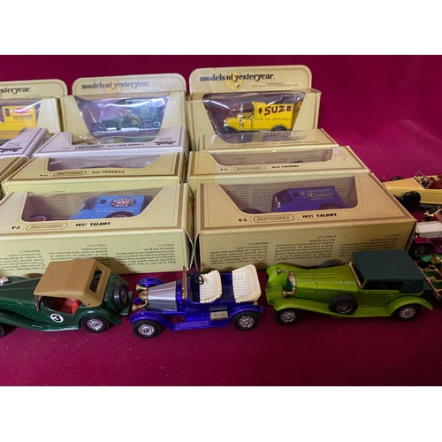 589 - 26 Models of Yesteryear, 16 boxed and 9 unboxed. As new condition from 1970's/80's