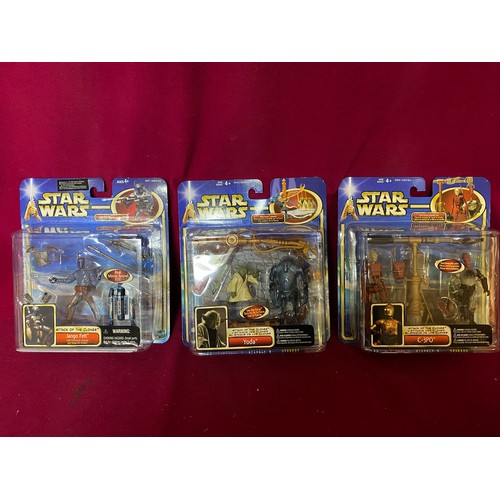 595 - 3 Packs of Star Wars Attack of the Clones, sealed on blue card new 2001.