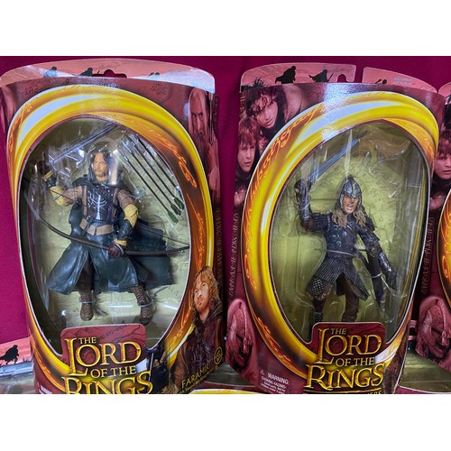 611 - 12 x The Two Towers-Lord of the Rings action figures by Toybiz, made in 2002