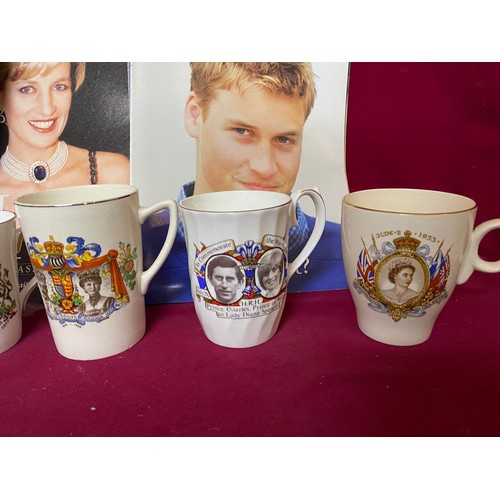 623 - Royal memorabilia including 8 china mugs depicting Prince William, George V and Queen Mary.  Jubilee... 