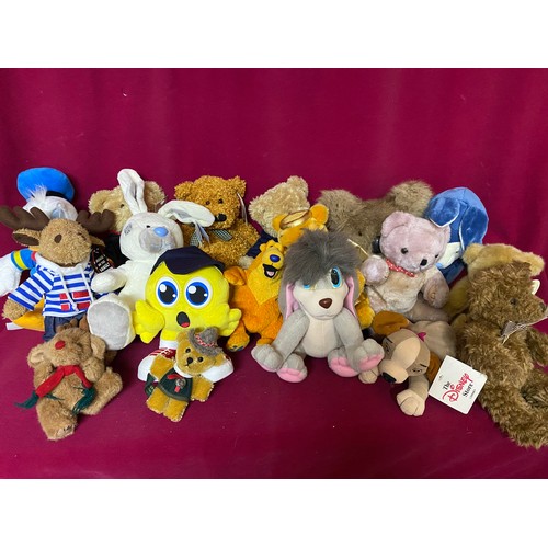 651 - Large selection of soft toys.