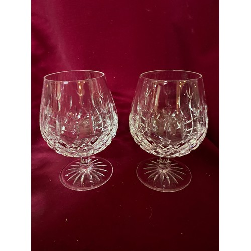 354 - Vintage Edinburgh Crystal Vase, 4 whisky tumblers, 2 brandy glasses and 2 Bohemian crystal tumblers.