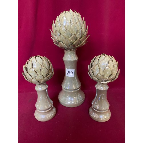 680 - Selection of Artichoke ornaments comprising of 1 large 43cms and 2 small 27cms.