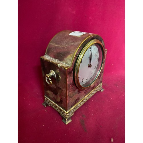 466 - Vintage mechanical wind-up clock with 8 day movement.