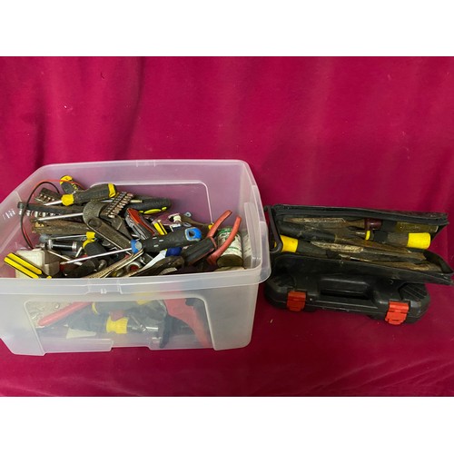 710 - Large selection of tools including screwdrivers, files, tapes, chisels, pliers etc