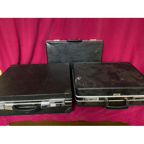 367 - 3 x vintage briefcases in good condition, one made by Crown, one by Fujitsu Siemens (with key) and o... 