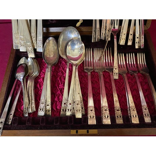 157 - Stainless steel Community Sheffield cutlery set comprising 6 large knives, 6 small knives, 6 large f... 