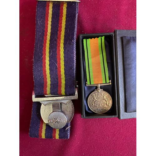 25 - WW2 medals, Cap with cap badge and belt.