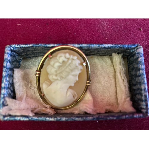 26 - Victorian rolled gold cameo brooch.