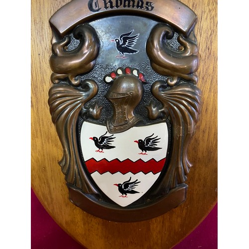 260 - Vintage Thomas Heraldic Shield