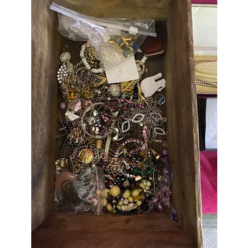 30 - Box of costume jewellery