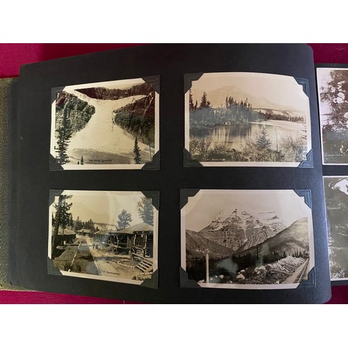 91 - 2 vintage photo albums