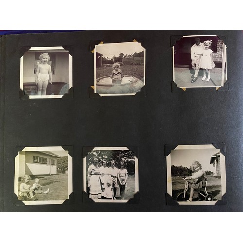 91 - 2 vintage photo albums