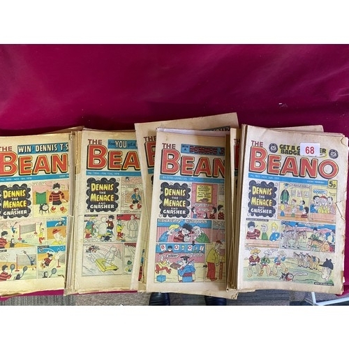 68 - Bundle of vintage Beano comics