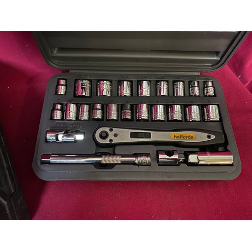 471 - 2 boxes of drill bits and a Halfords socket set complete