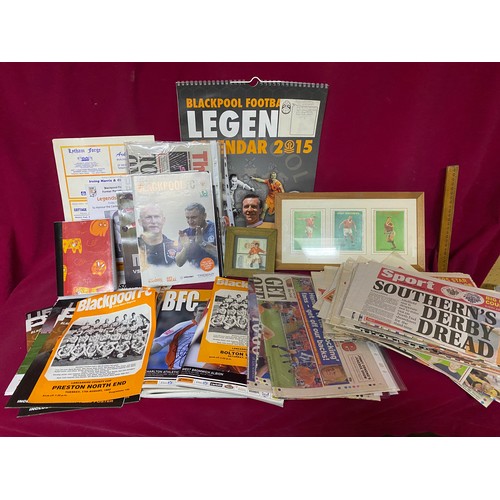 374 - Box of Blackpool FC collectables including autographs, photo's, cuttings and programmes.