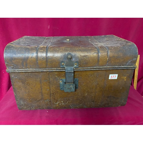 377 - Large metal trunk/storage box measuring 56 x 34 x  36 cms tall