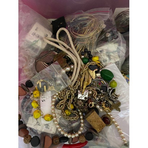 404 - Large collection of costume jewellery