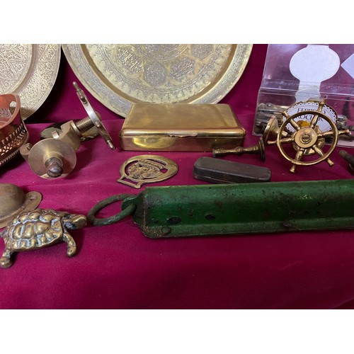 424 - Collection of brass and copper