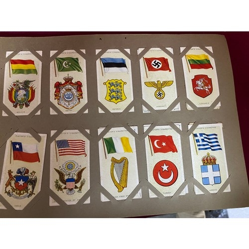 461 - 3 Albums of vintage cigarette cards.