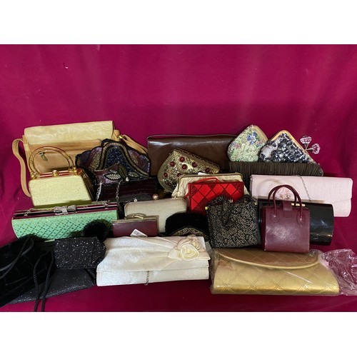 9 - Collection of 25 handbags and purses