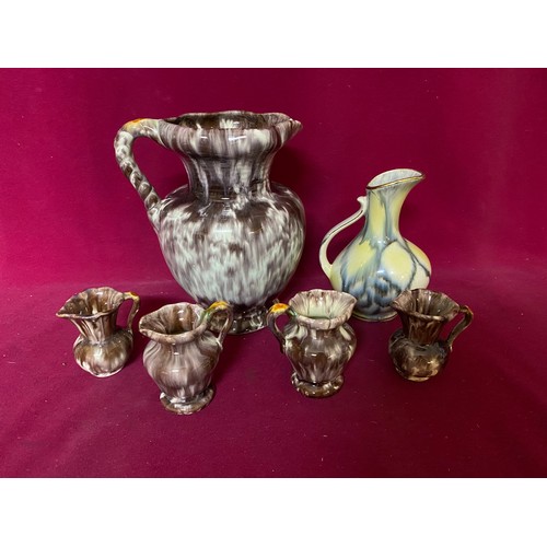 23 - Selection of German pottery, 4 x 554 miniature vases, a 547 vase and a 527-14 pitcher