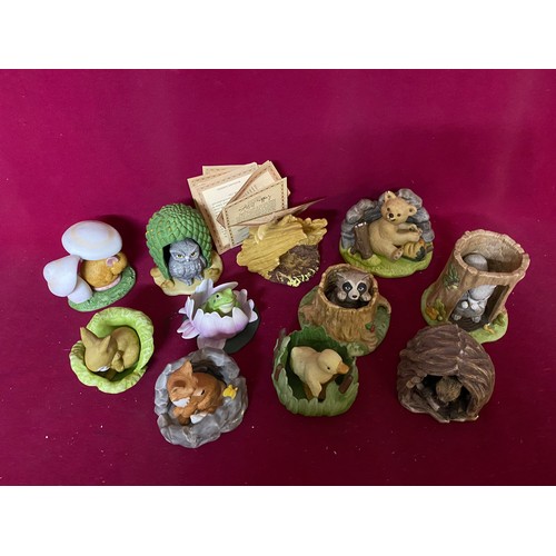 27 - Collection of Franklin Mint Woodland surprises comprising Rabbit, Raccoon, Mouse, Fox, Bear, Frog, B... 