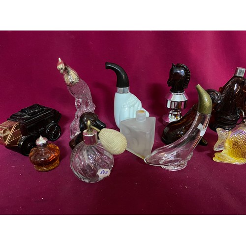 32 - Collection of 15 perfume bottles