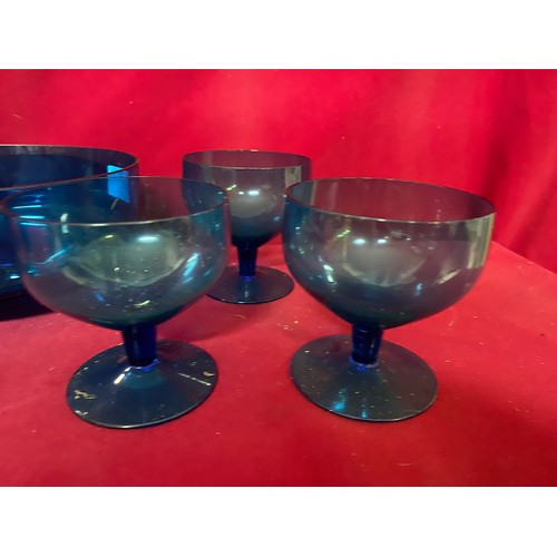 35 - Blue glass bowl with 6 sundae dishes