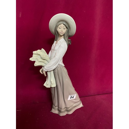 64 - 1982 Nao by Lladro 'woman with wheat' standing 40 cms tall