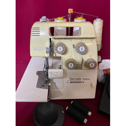 90 - A Bernette 334DS for Bernina overlocker