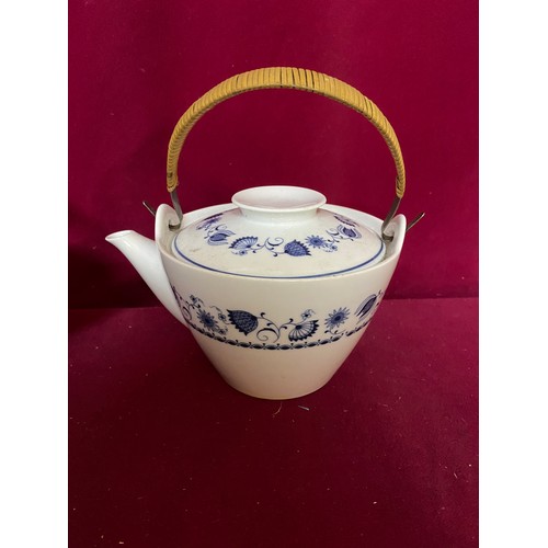 96 - Pair of Noritake blue Rhapsody B119 teapots