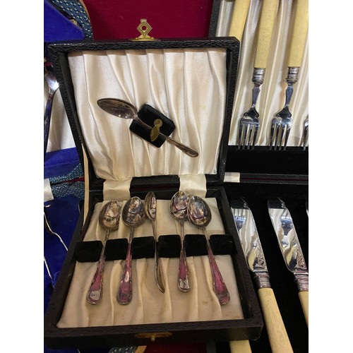 237 - 3 cased cutlery sets